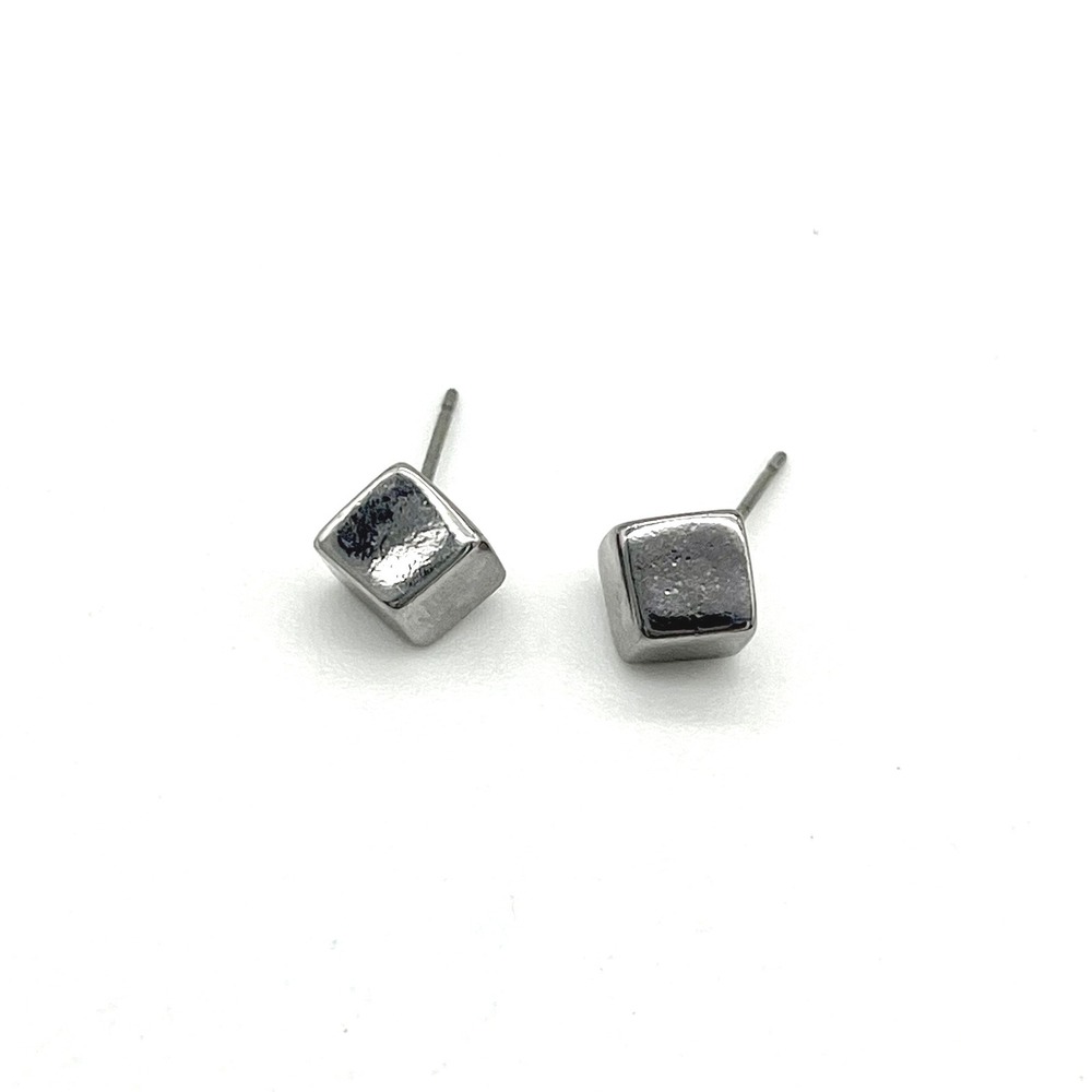 Cube Stud Earrings Minimalist Geometric‎ Square Studs Small Silver Tone